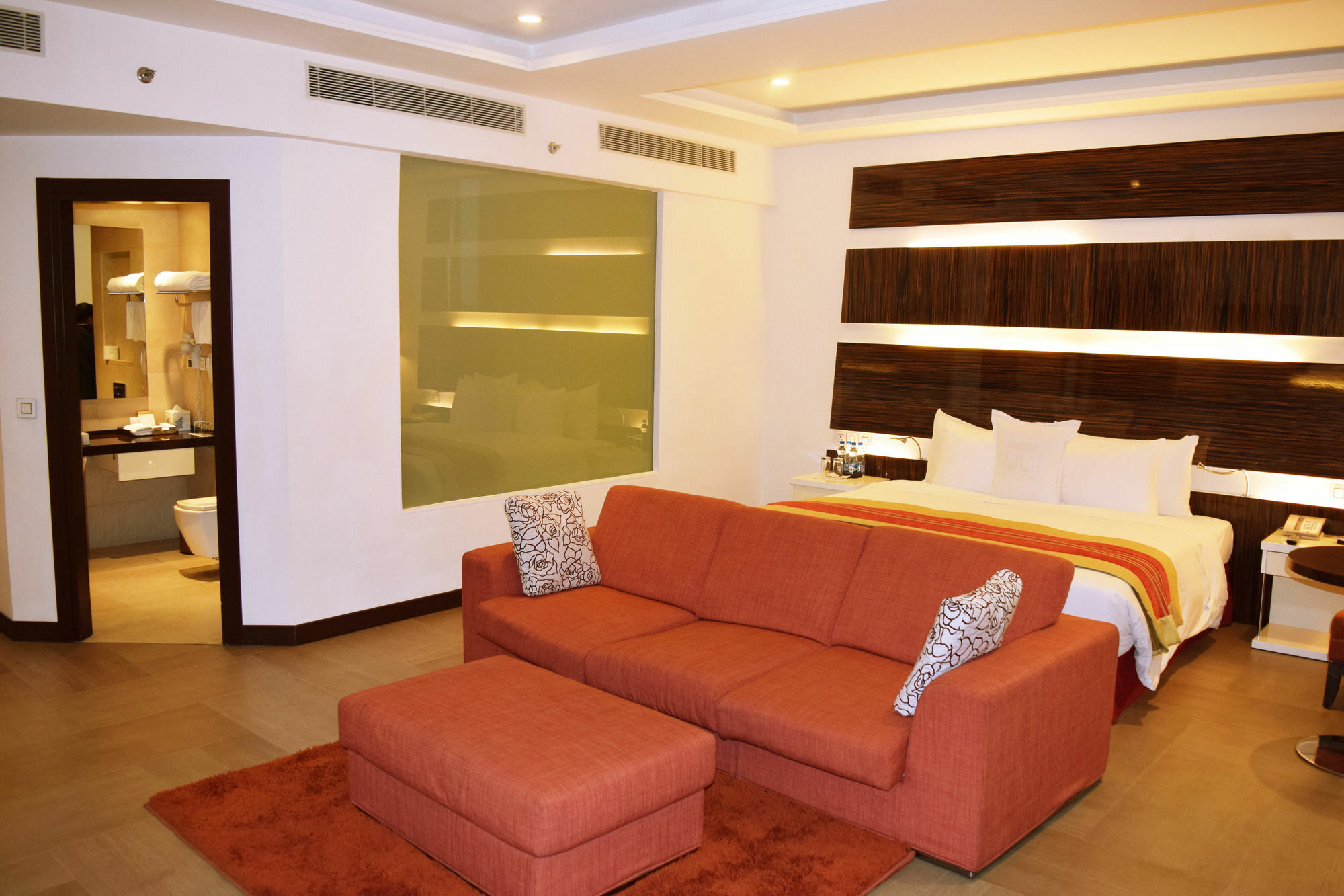 Welcomhotel By Itc Hotels, Dwarka, New Delhi Esterno foto A suite at the Taj Bengal
