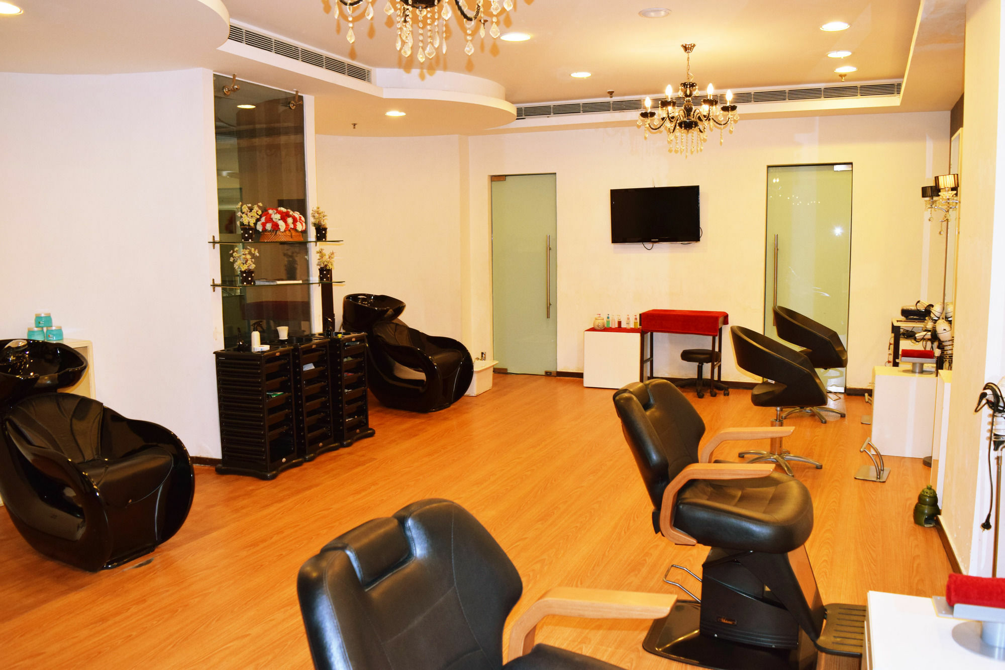 Welcomhotel By Itc Hotels, Dwarka, New Delhi Esterno foto Salon interior