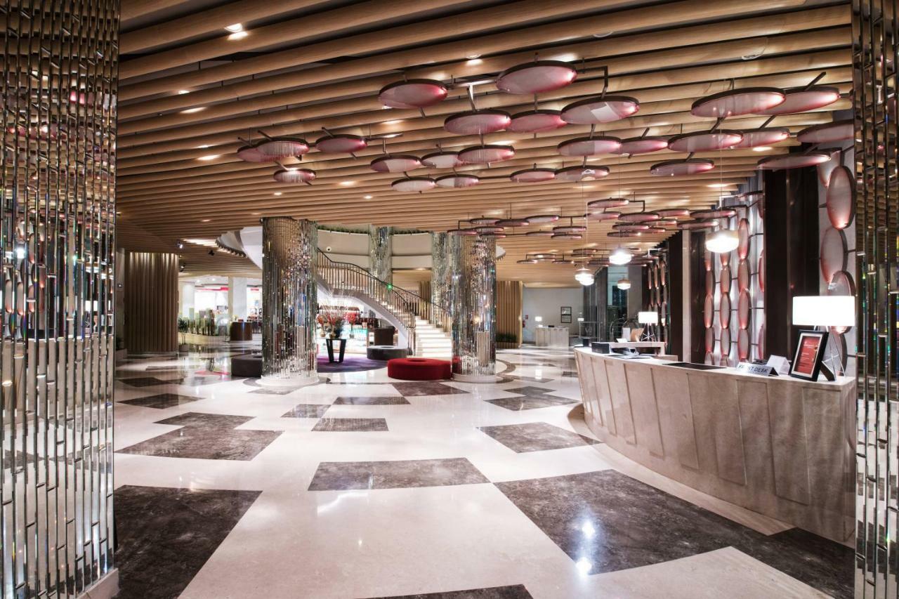 Welcomhotel By Itc Hotels, Dwarka, New Delhi Esterno foto The lobby of the hotel