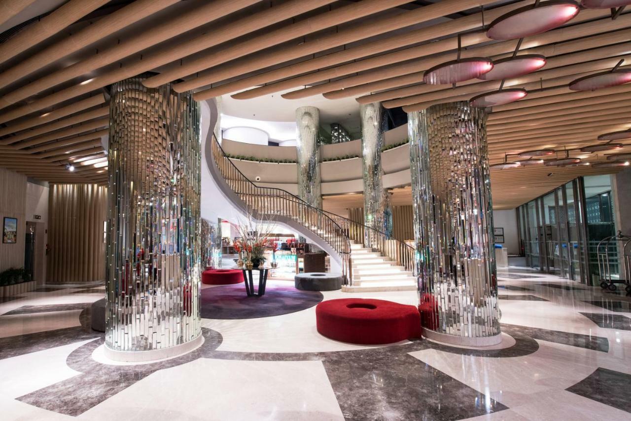 Welcomhotel By Itc Hotels, Dwarka, New Delhi Esterno foto The lobby of the hotel